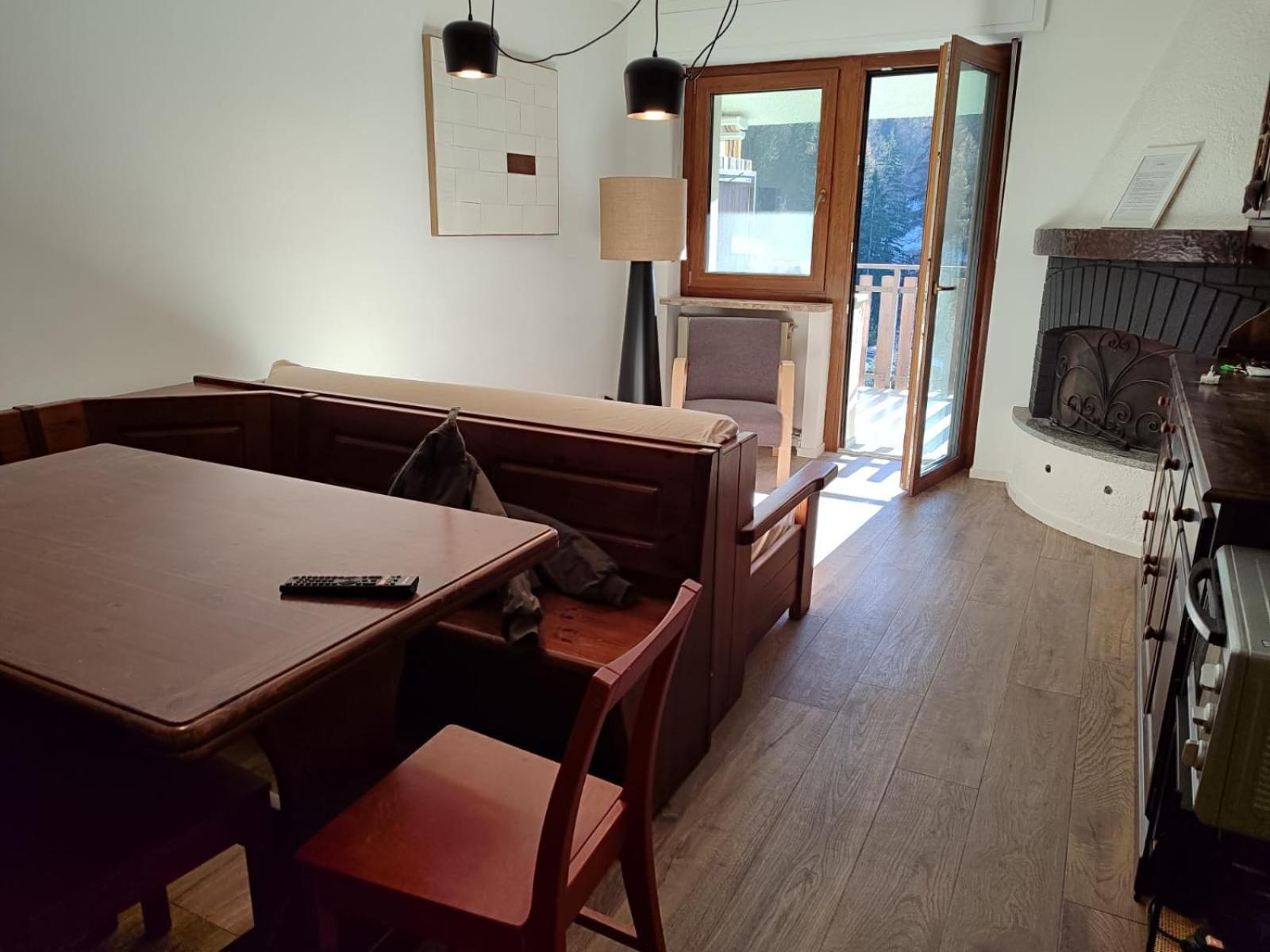 Appartamento Con Vista - Nuova Ristrutturazione Oulx Buitenkant foto