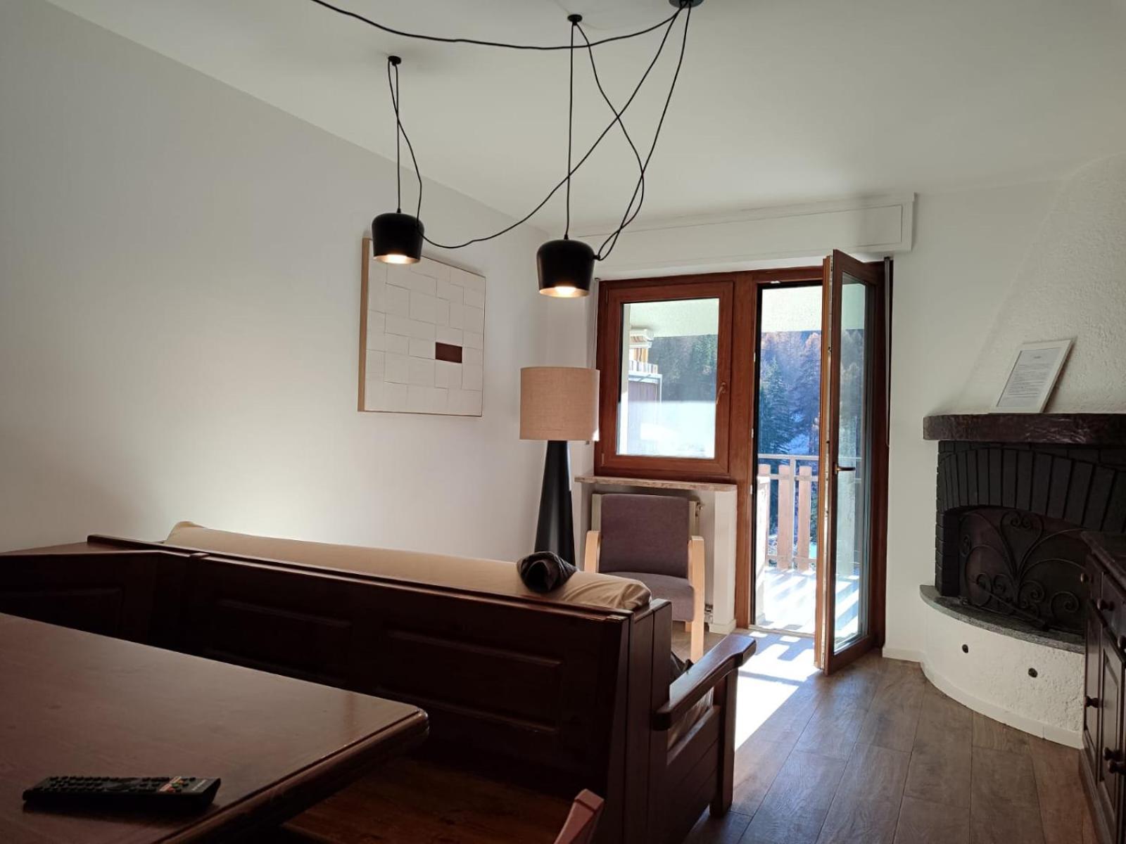 Appartamento Con Vista - Nuova Ristrutturazione Oulx Buitenkant foto